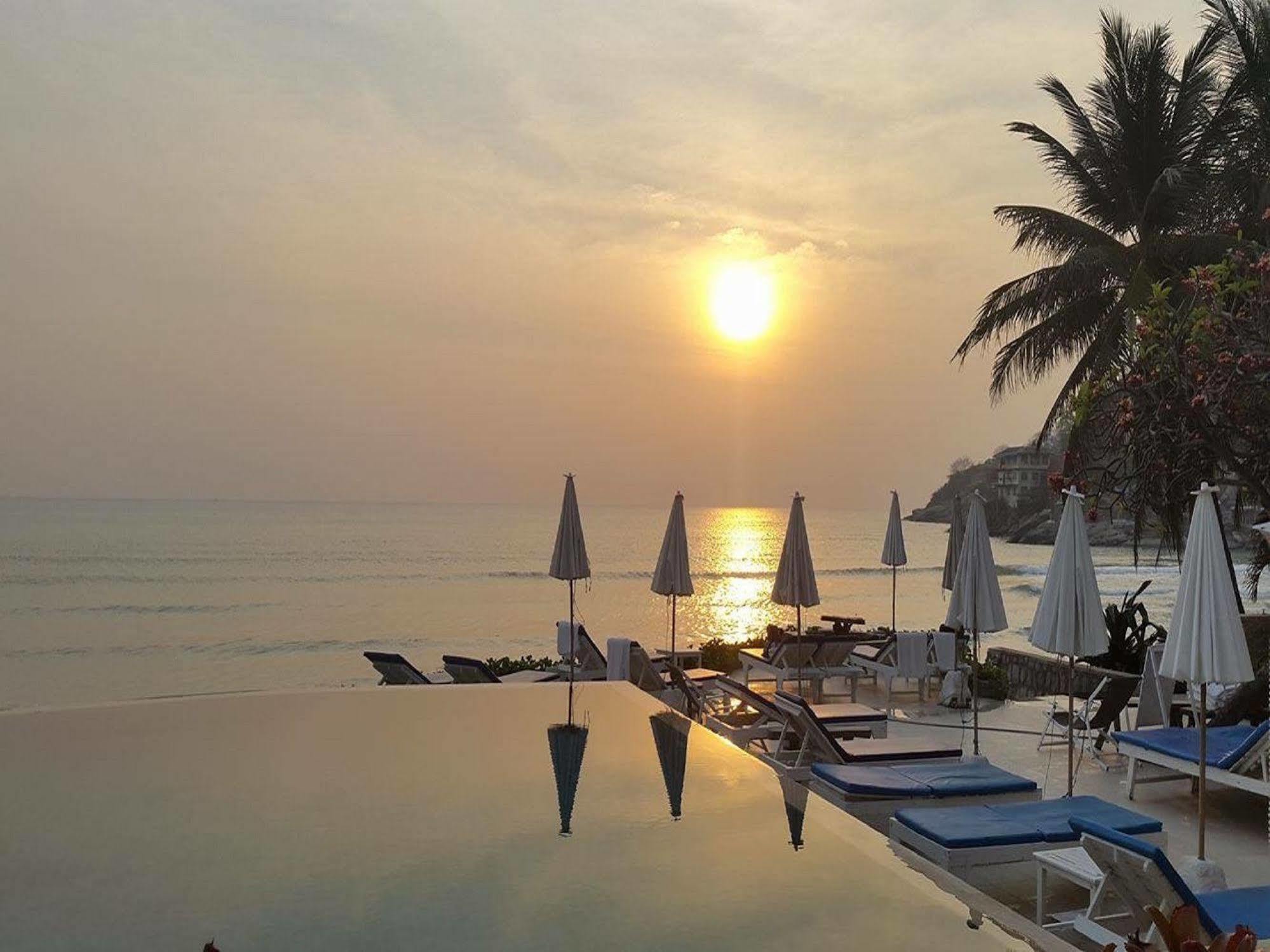 Nern Chalet Beachfront Hotel Hua Hin Bagian luar foto